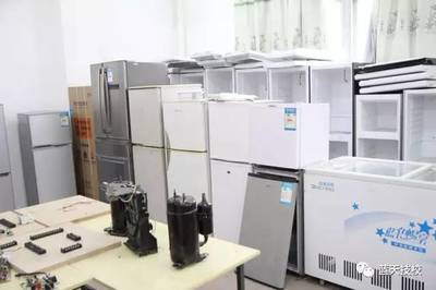 廣州市藍天技工學校制冷設備運用與維修中技班 打造安裝、維護與銷售一體化的專業人才